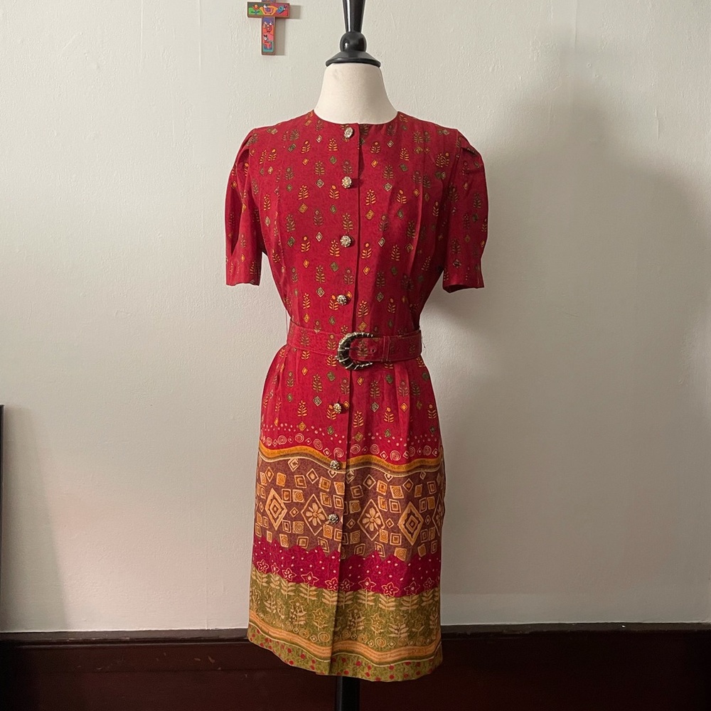 Tribal print 80’s dress with matching belt